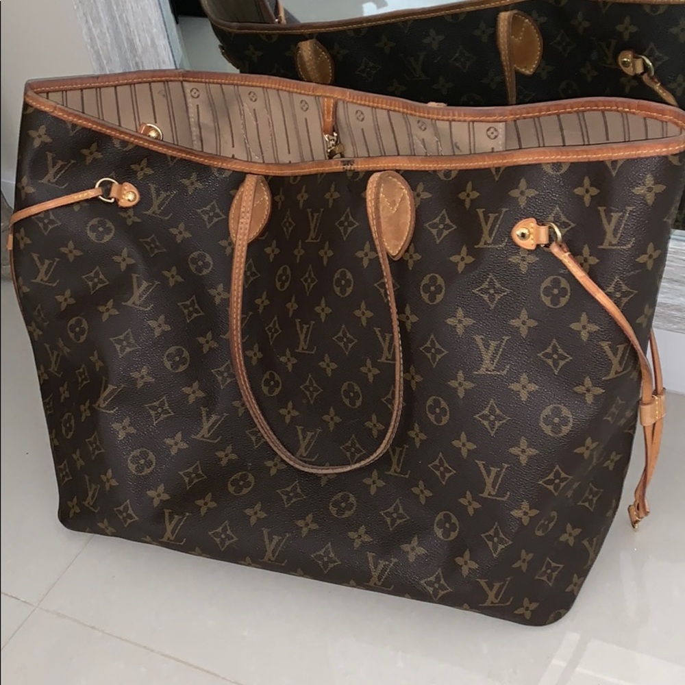 Louis Vuitton Neverfull GM Handbag